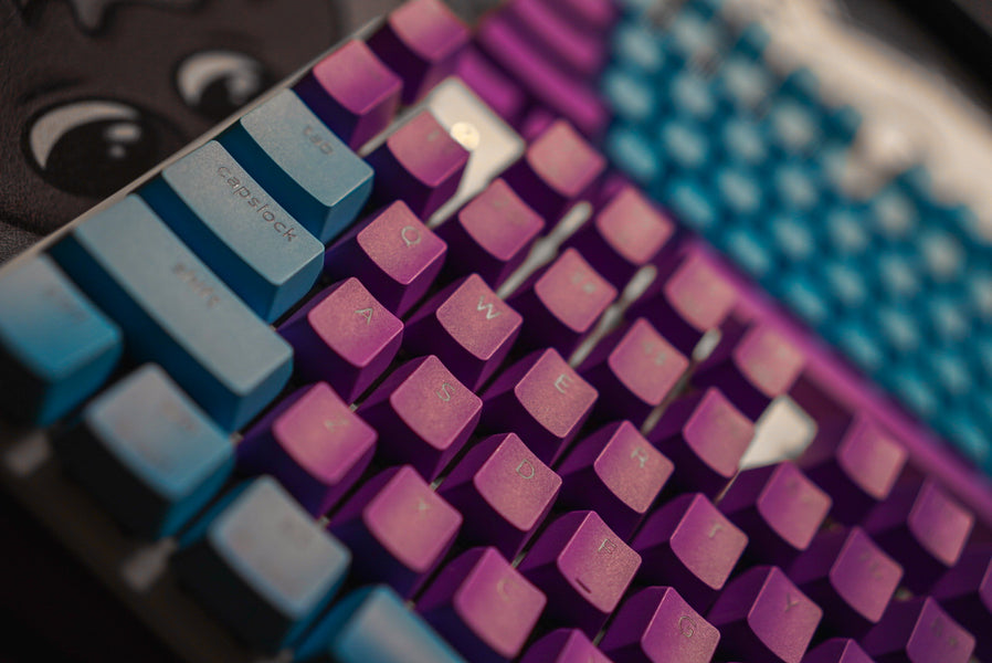 Ultra Custom Full Keycap Set - Double Shot PBT Shine Through - Pwnage