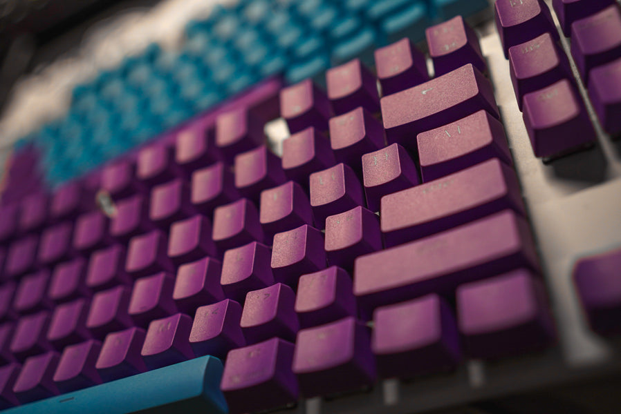 Ultra Custom Full Keycap Set - Double Shot PBT Shine Through - Pwnage