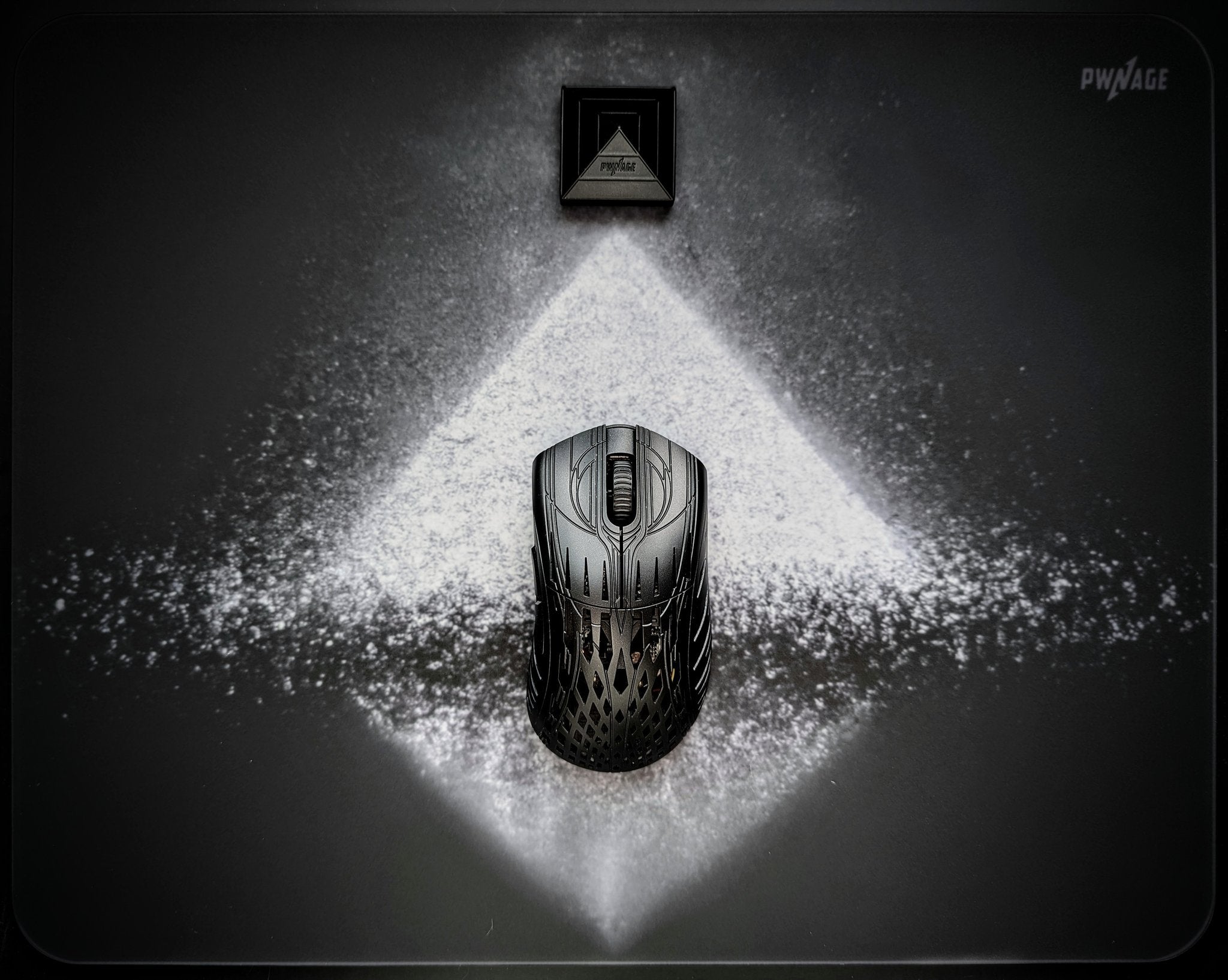 Pwnage Ultra Glide Pyramid Glasspad